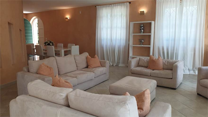 salone