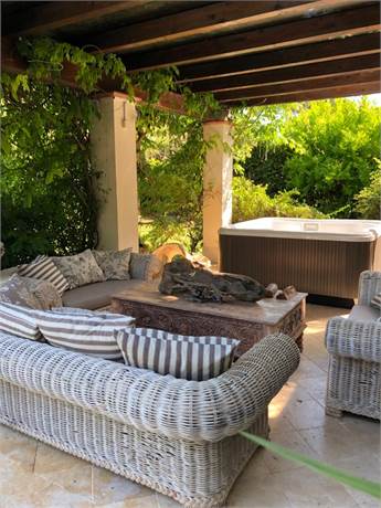 veranda