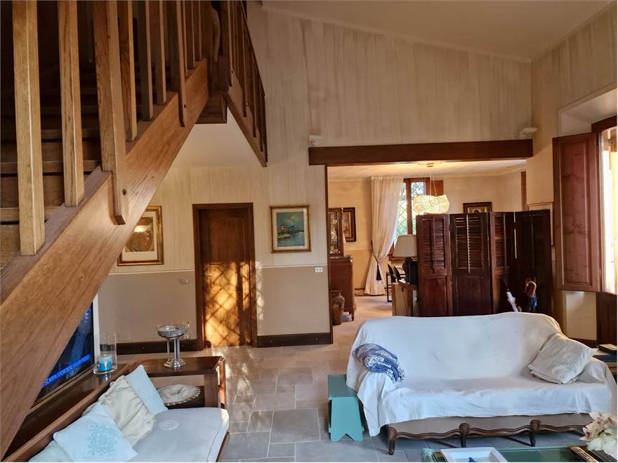 salone