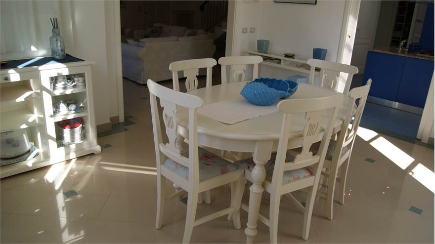 Photo 34
