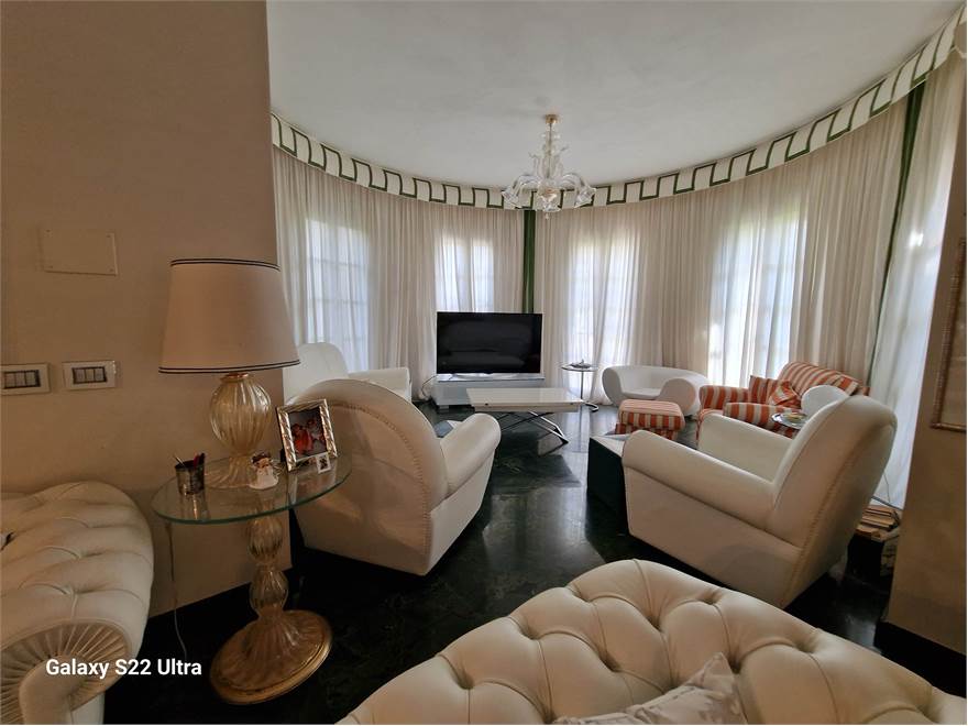 salone