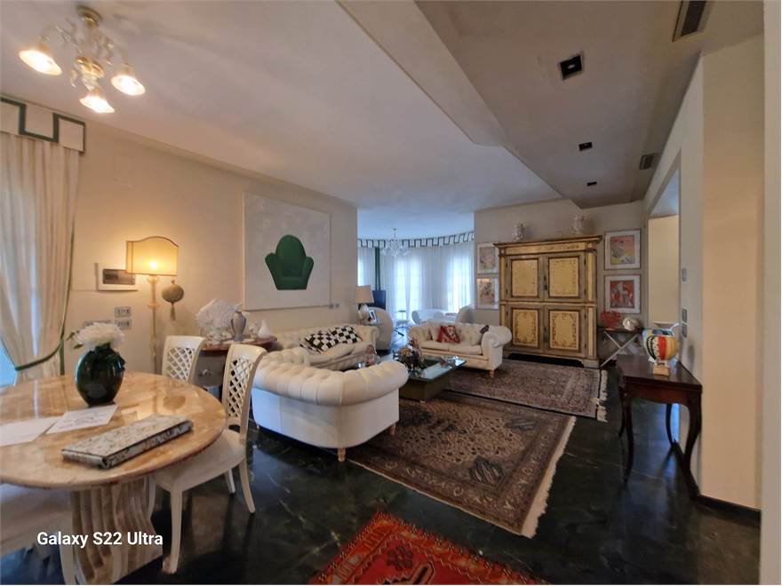 salone