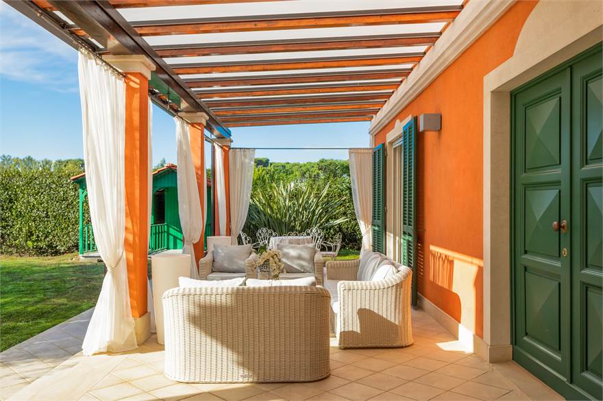 veranda