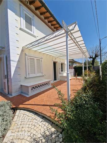 veranda