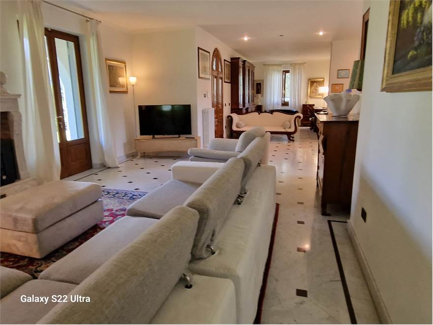 salone