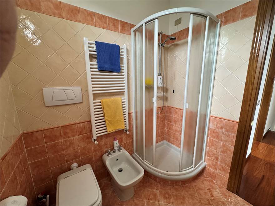 bagno con doccia