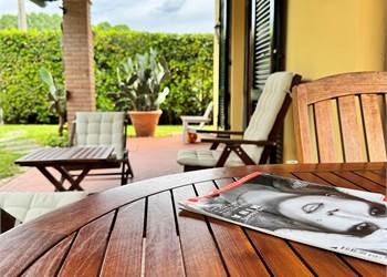 Fiumetto villa singola con giardino 900 mt.mare