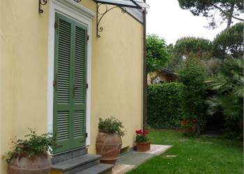 Fiumetto affitto  annuale villa bifamiliare