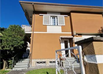 Apartment for Sale in Forte dei Marmi