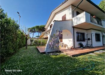  Roma imperiale affittasi villa bifamiliare 